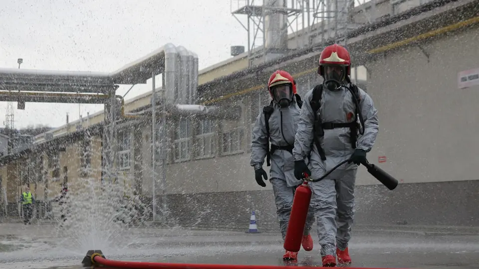 Illustration de la partie « Comprendre le feu pour mieux le prévenir » du cours Sécurité incendie et évacuation — rôle de guide-file et serre-file