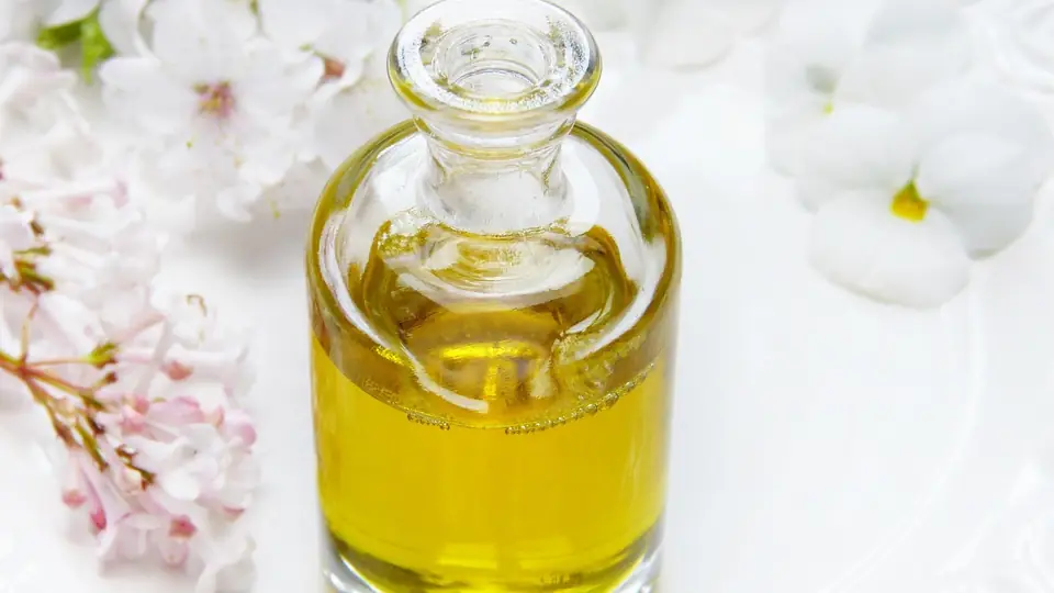 Illustration de la partie « Comprendre l'analyse sensorielle en cosmétique » du cours Analyse sensorielle et évaluation des produits cosmétiques